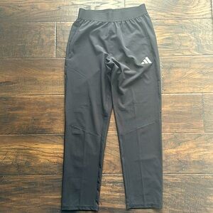 Adidas Athletic Pants Lightweight Elastic waist Boys Medium Black w/ white logo